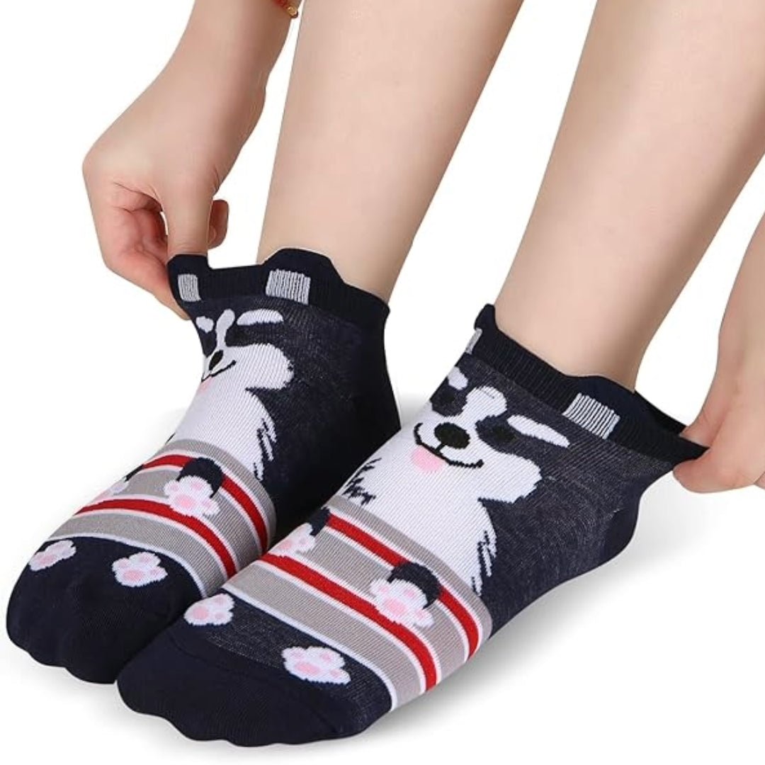 Blue Puppy Dog Ankle Socks (Adult Medium - Women's Shoe Sizes 5 - 10)