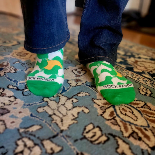 Interlocking Turkey Patterned Socks from the Sock Panda (Adult Small - Shoe Sizes 2 - 5)