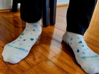 Raindrop Patterned Socks from the Sock Panda (Adult Large - Men's Shoe Sizes 8-12) Video