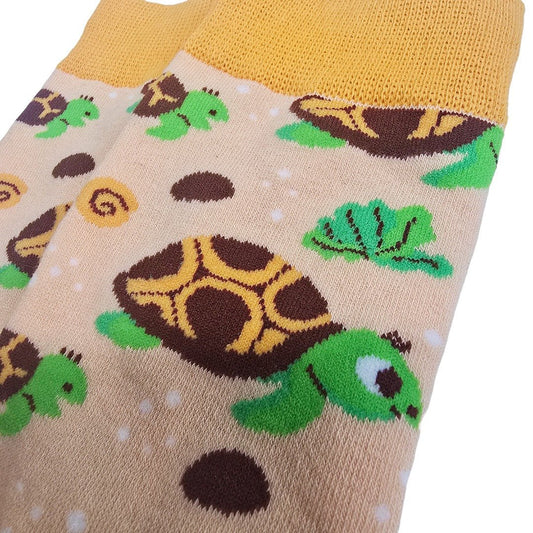 Turtle Pattern Socks from the Sock Panda (Adult Medium) TurtleSwimMd