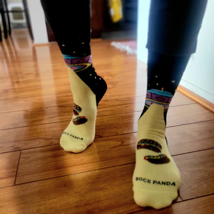 UFO's are Real - Aliens Are Taking Our Leaders Socks (Adult Small - Shoe Sizes 2 - 5)