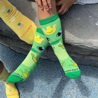 Frog Socks from the Sock Panda (Ages 3 - 7)
