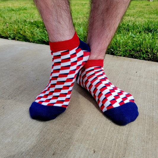Red, White Blue 3D Cubed Patterned Ankle Socks (Adult Large - Men's Shoe Sizes 8 - 12)